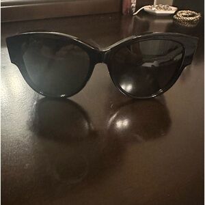 Authentic women YSL sunnies